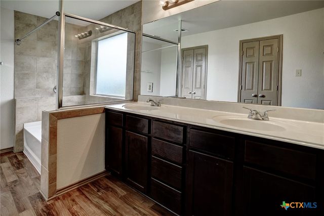 1316 Fern Court, Gonzales, TX 78629