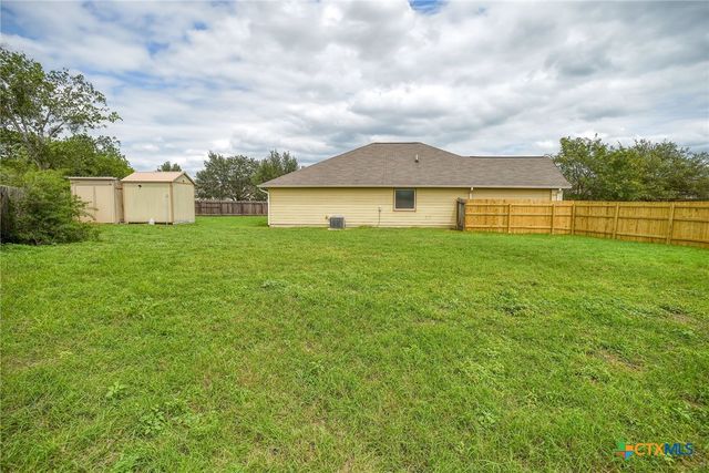 1316 Fern Court, Gonzales, TX 78629