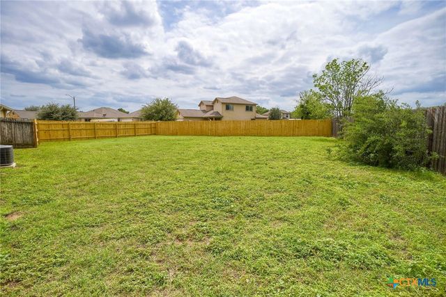 1316 Fern Court, Gonzales, TX 78629