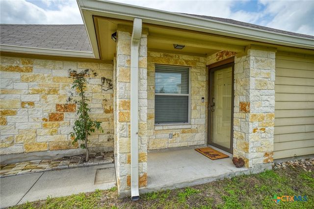 1316 Fern Court, Gonzales, TX 78629