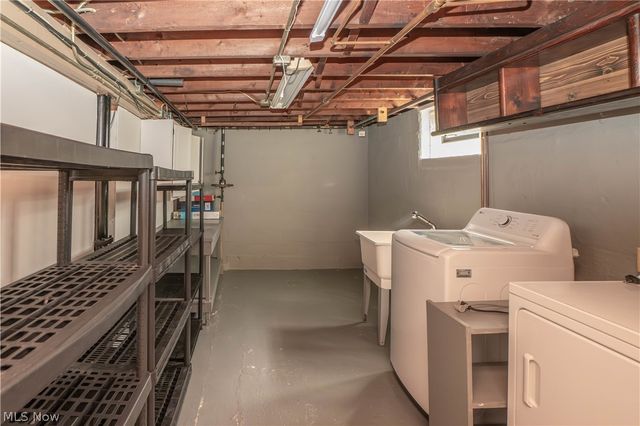 5372 Porter Road, North Olmsted, OH 44070