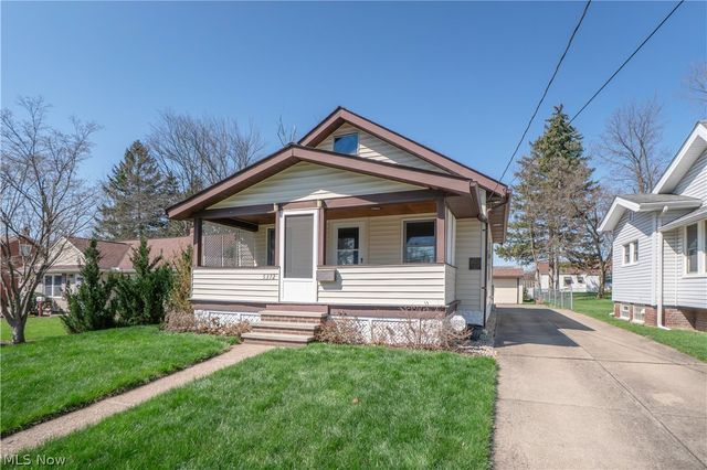 5372 Porter Road, North Olmsted, OH 44070