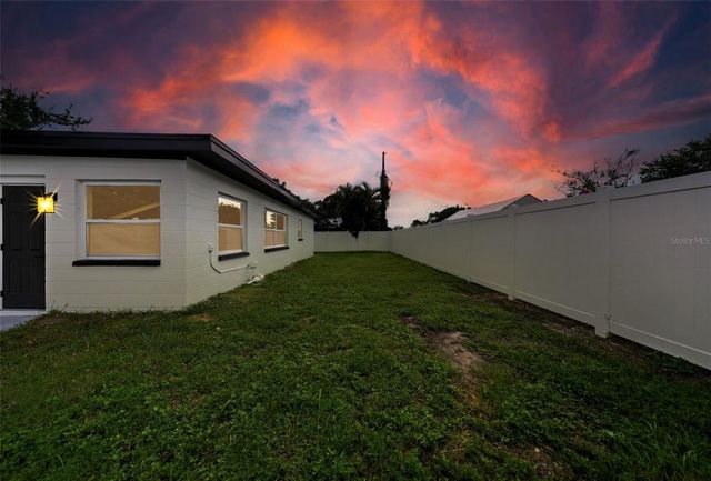 5297 68TH WAY N, St Petersburg, FL 33709