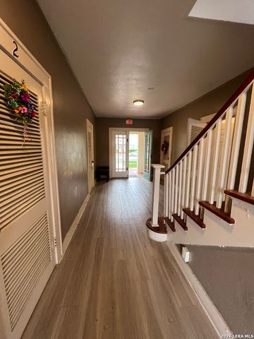 128 W Magnolia Ave Apt 3, San Antonio, TX 78212