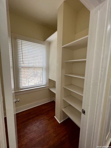 128 W Magnolia Ave Apt 3, San Antonio, TX 78212