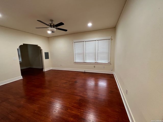 128 W Magnolia Ave Apt 3, San Antonio, TX 78212