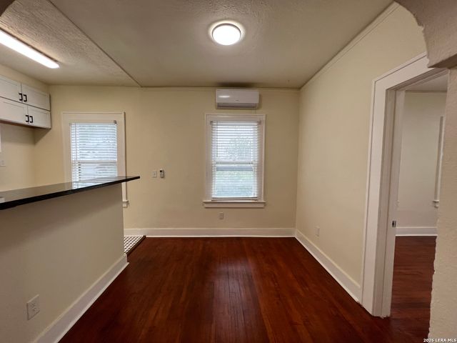128 W Magnolia Ave Apt 3, San Antonio, TX 78212