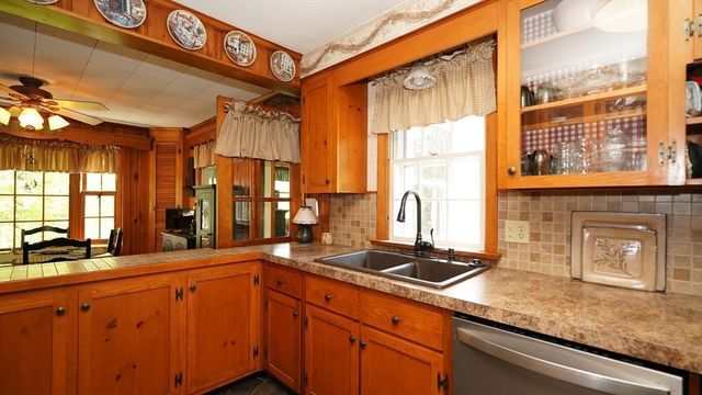 70 Westwood Park Circle, Attleboro, MA 02703