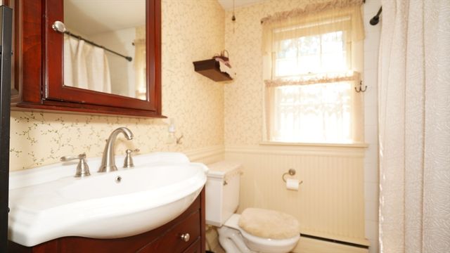 70 Westwood Park Circle, Attleboro, MA 02703