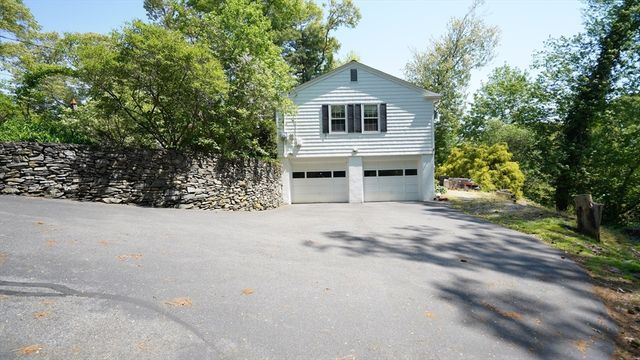 70 Westwood Park Circle, Attleboro, MA 02703