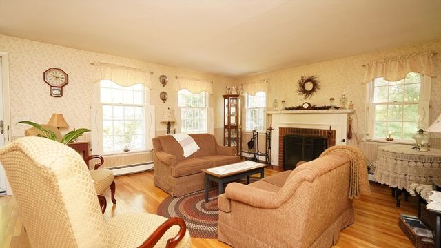 70 Westwood Park Circle, Attleboro, MA 02703