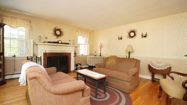 70 Westwood Park Circle, Attleboro, MA 02703