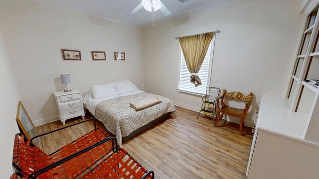 904 Belle Arbes, Lake Charles, LA 70605