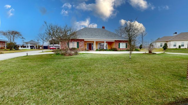 904 Belle Arbes, Lake Charles, LA 70605