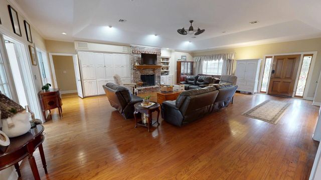 904 Belle Arbes, Lake Charles, LA 70605