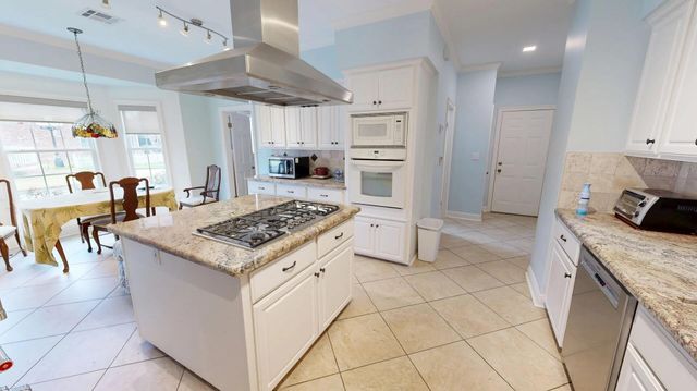 904 Belle Arbes, Lake Charles, LA 70605