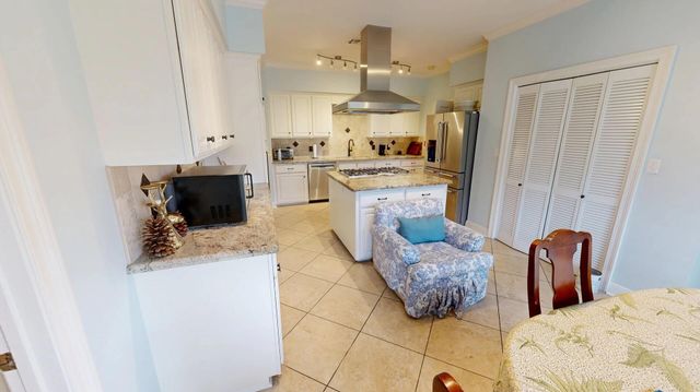 904 Belle Arbes, Lake Charles, LA 70605