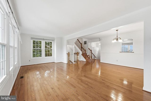 14315 UNIFORM DR, Centreville, VA 20121