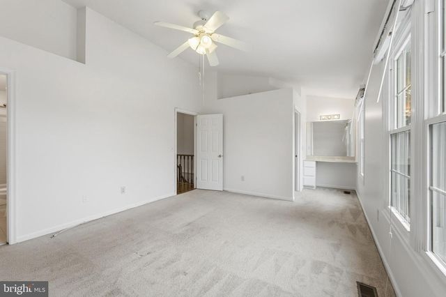 14315 UNIFORM DR, Centreville, VA 20121