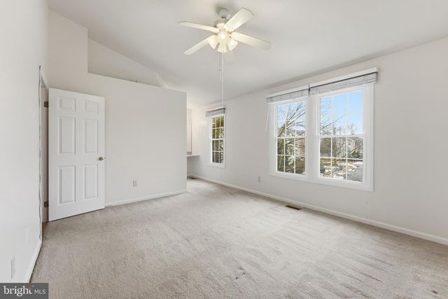 14315 UNIFORM DR, Centreville, VA 20121