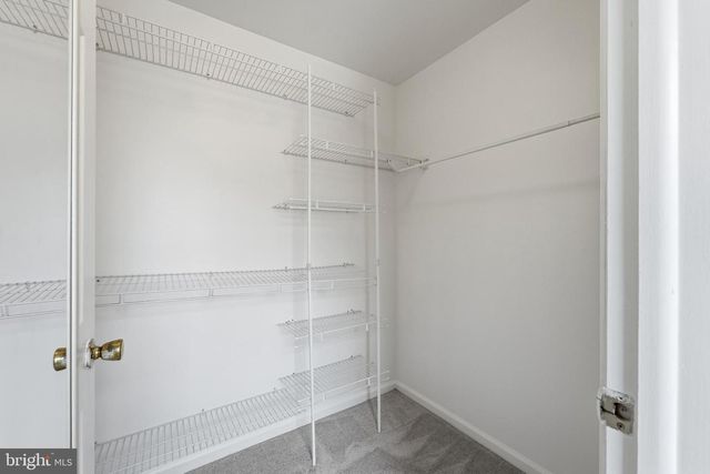 14315 UNIFORM DR, Centreville, VA 20121