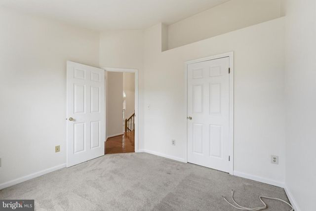 14315 UNIFORM DR, Centreville, VA 20121