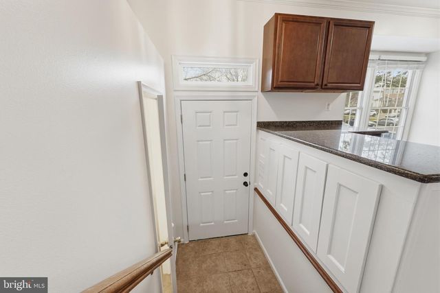 14315 UNIFORM DR, Centreville, VA 20121