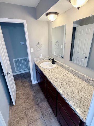 15914 Mill Hollow Drive, Houston, TX 77084