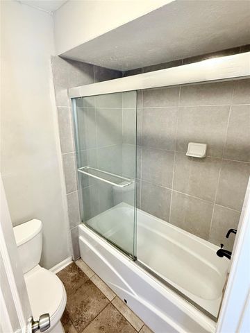 15914 Mill Hollow Drive, Houston, TX 77084