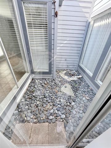 15914 Mill Hollow Drive, Houston, TX 77084