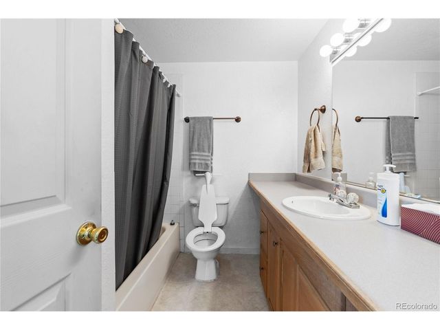 47501 E County Road 34, Bennett, CO 80102