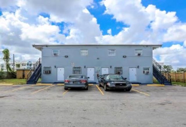 421 NW 12th Street, Florida City, FL 33034
