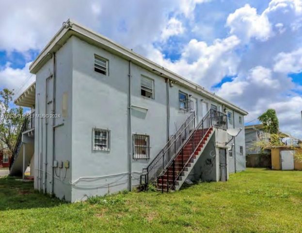 421 NW 12th Street, Florida City, FL 33034