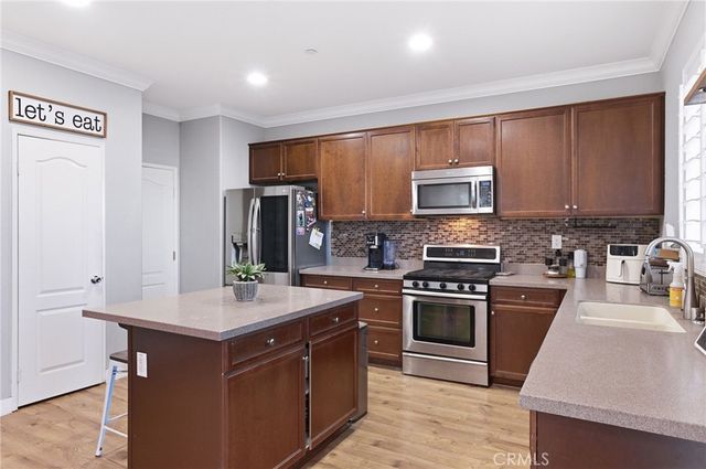 41794 Clark Way, Murrieta, CA 92562