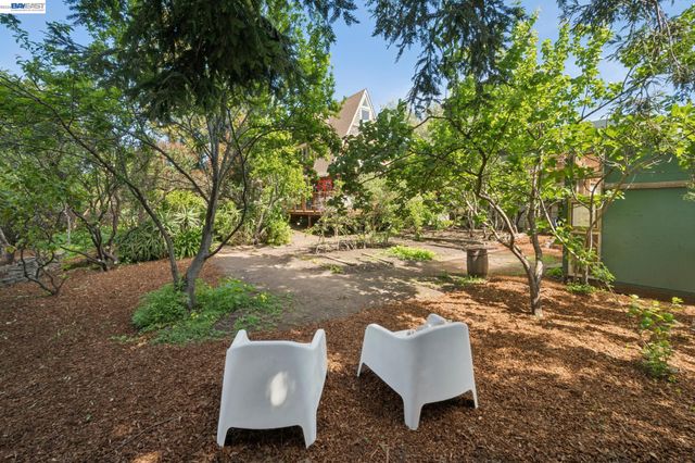 731 60TH STREET, Oakland, CA 94609