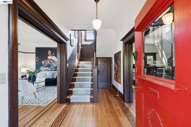 731 60TH STREET, Oakland, CA 94609