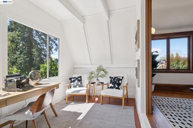 731 60TH STREET, Oakland, CA 94609