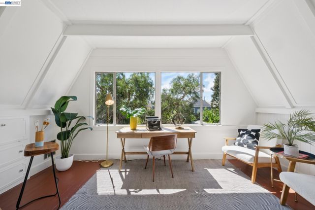 731 60TH STREET, Oakland, CA 94609