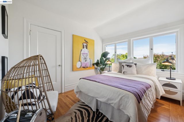 731 60TH STREET, Oakland, CA 94609