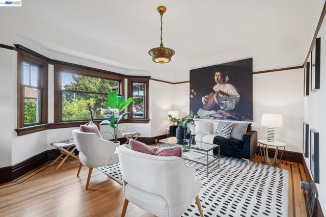 731 60TH STREET, Oakland, CA 94609