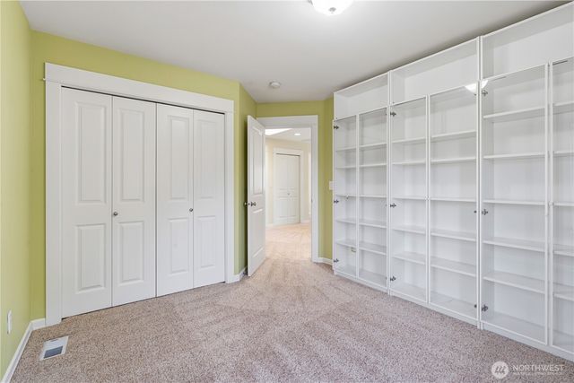 15384 129th Avenue NE, Woodinville, WA 98072