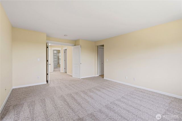 15384 129th Avenue NE, Woodinville, WA 98072