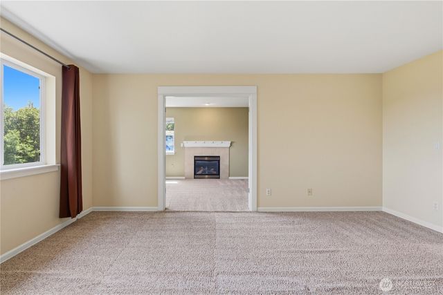 15384 129th Avenue NE, Woodinville, WA 98072