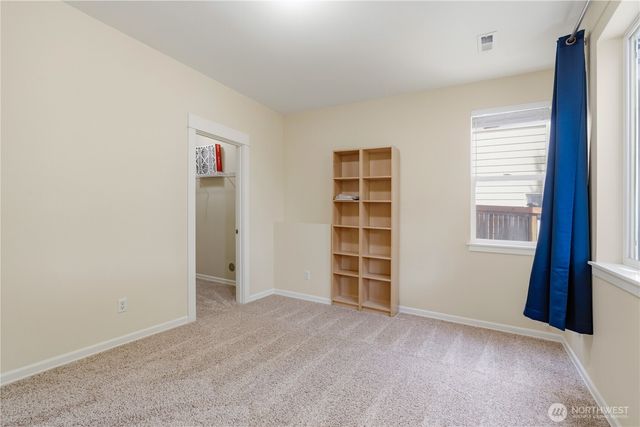 15384 129th Avenue NE, Woodinville, WA 98072
