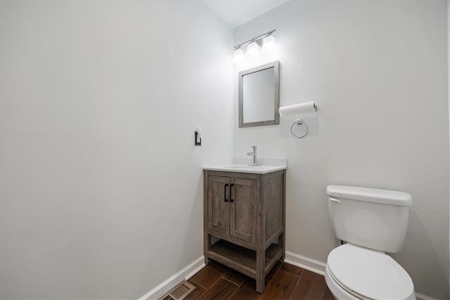 2939 WAYNE Avenue, Kansas City, MO 64109