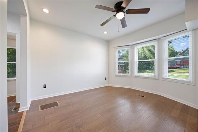 2939 WAYNE Avenue, Kansas City, MO 64109