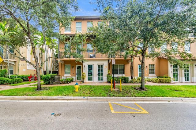 936 SW 147th Avenue 2903, Pembroke Pines, FL 33027