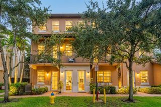 936 SW 147th Avenue 2903, Pembroke Pines, FL 33027