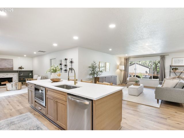 14050 Sw WILSON Dr, Beaverton, OR 97008