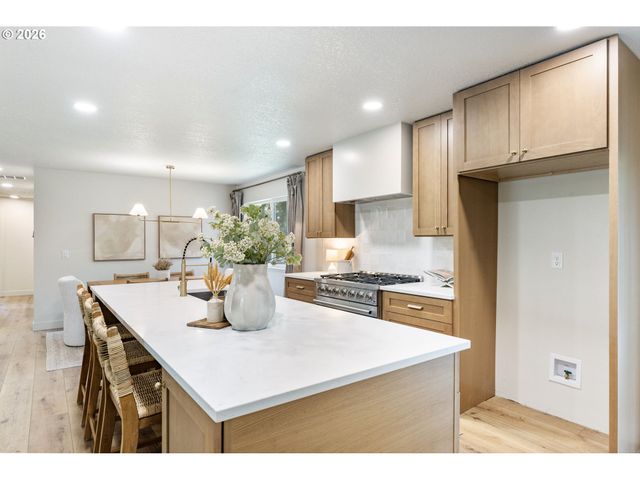14050 Sw WILSON Dr, Beaverton, OR 97008